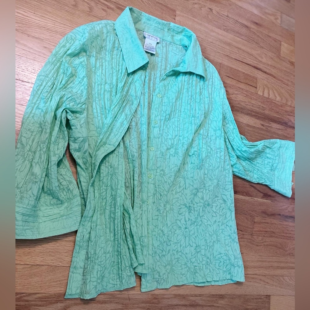 Green button up top